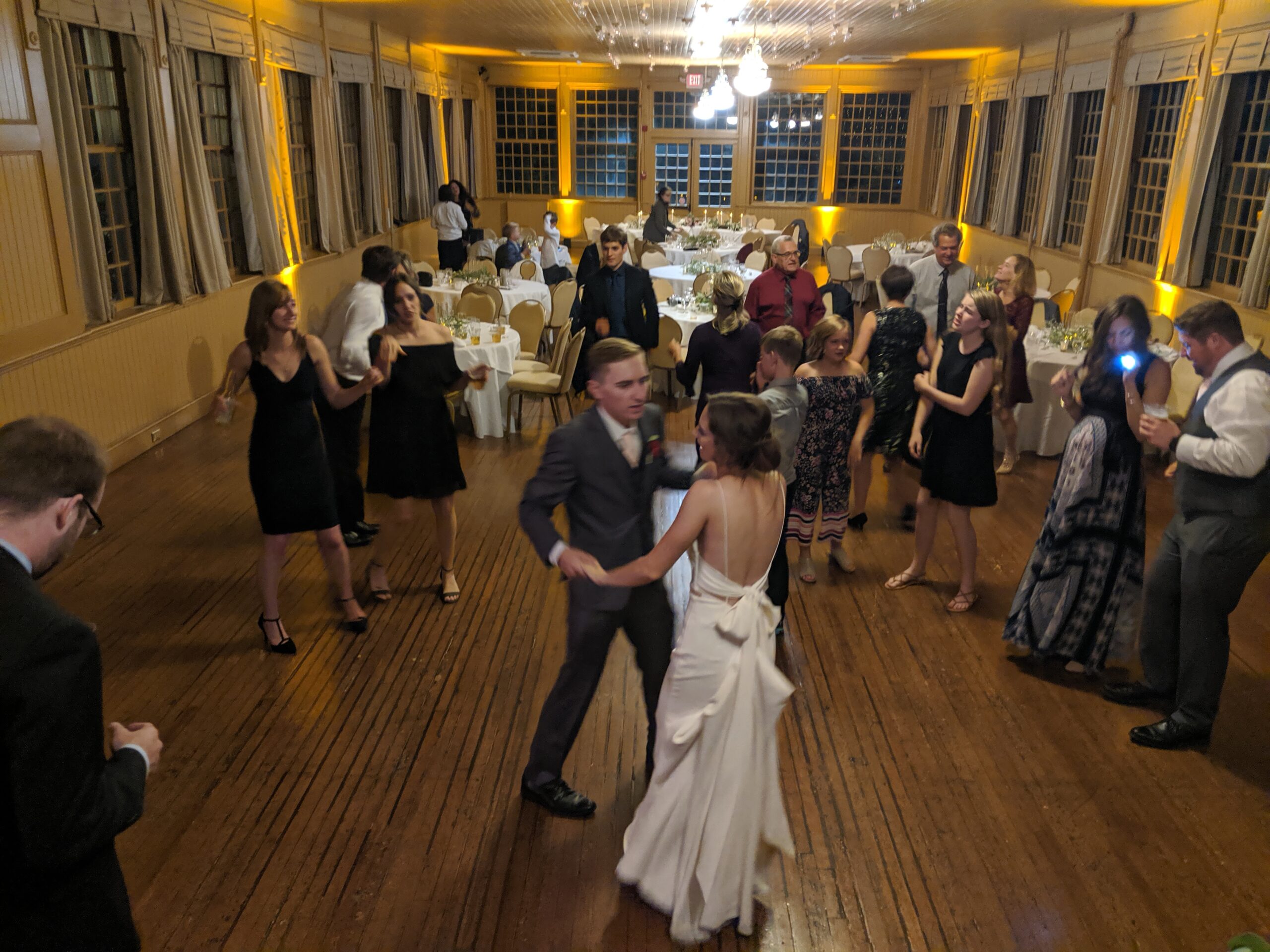 Wedding DJ Pricing and Packages